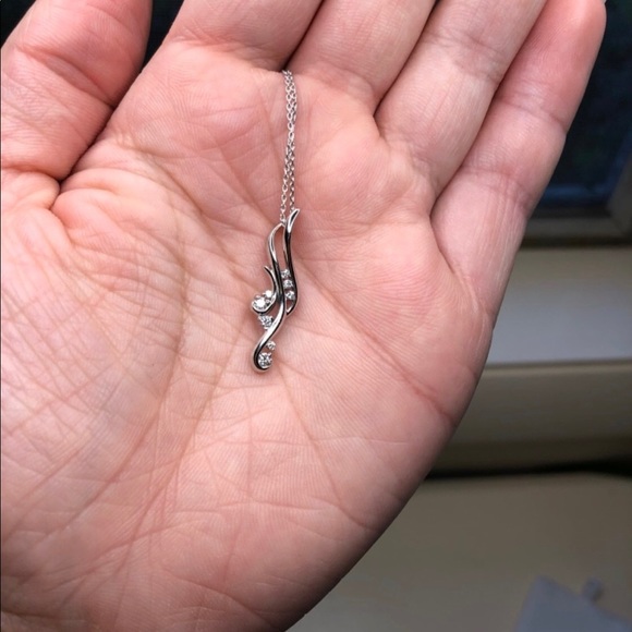 Jewelry - Na Hoku waterfall diamond necklace